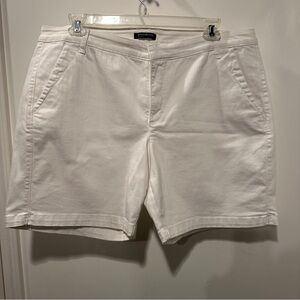 Bandolino White Jean Shorts 16W
